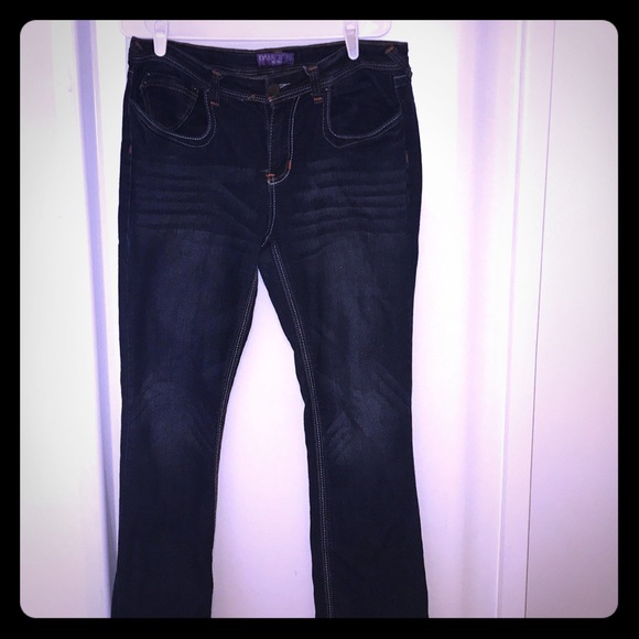 Dark wash jeans - Picture 1 of 3